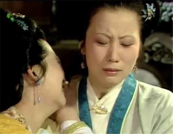 紅樓夢：賈珍的原配妻子是怎麼死的？焦大罵出了一條重要線索