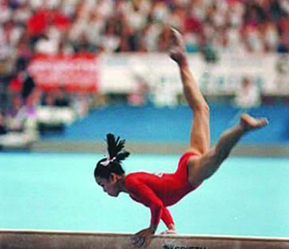 劉璇：21歲摘得奧運金牌，36歲下嫁富二代，41歲有兒有女身家過億