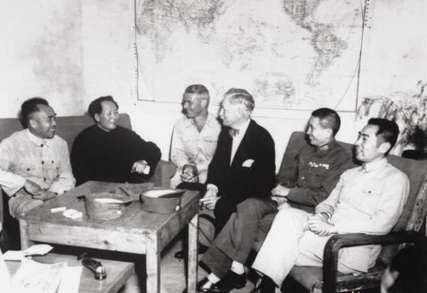 蔣介石手下八位虎將,7人去了臺灣,還有一人沒去,後來如何? 蔣介石手下八位虎將,7人去了臺灣,還有一人沒去,後來如何?