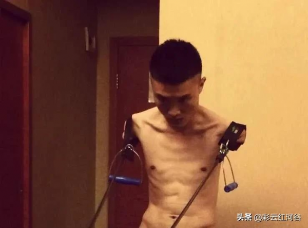 今天,請讓他“刷屏” 今天,請讓他“刷屏”