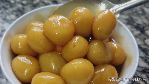 冬至吃芝麻花生湯圓，不如試試薑汁紅糖湯圓，暖身暖胃，營養美味