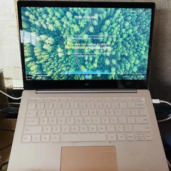 國產膝上型電腦小米air13&period;3英寸筆記本怎麼樣？