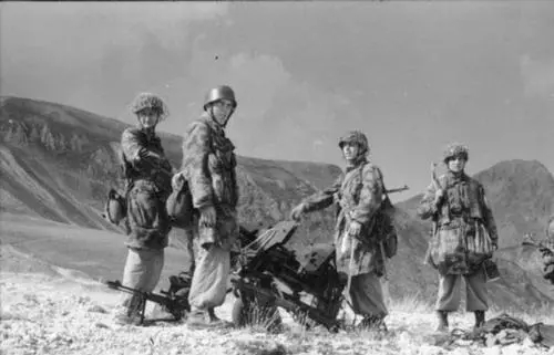 小“吞鎢金”獸—德國sPZB41型28毫米錐膛反坦克炮 小“吞鎢金”獸—德國sPZB41型28毫米錐膛反坦克炮