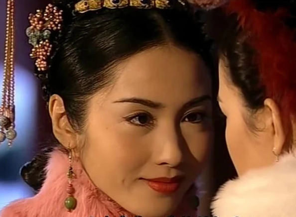 《金枝欲孽》中玉瑩、爾淳、安茜三人，為什麼只有爾淳活了下來？