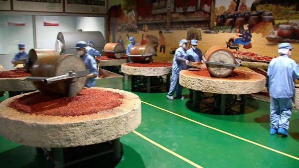 甘肅劉彥斌返鄉種辣椒，年產值突破1.5億，帶領兩百多名農戶致富