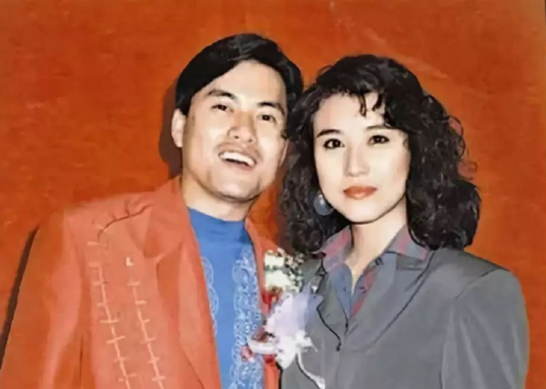 周海媚：2段情史，36歲為小7歲男友定居北京，55歲堅持不婚