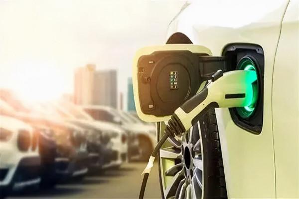 新能源汽車使用小知識分享，教你如何成為一名合格的車主