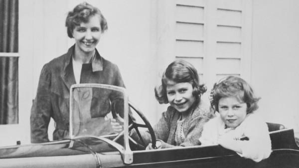 你和年薪百萬的保姆工作只差一張畢業證 你和年薪百萬的保姆工作只差一張畢業證