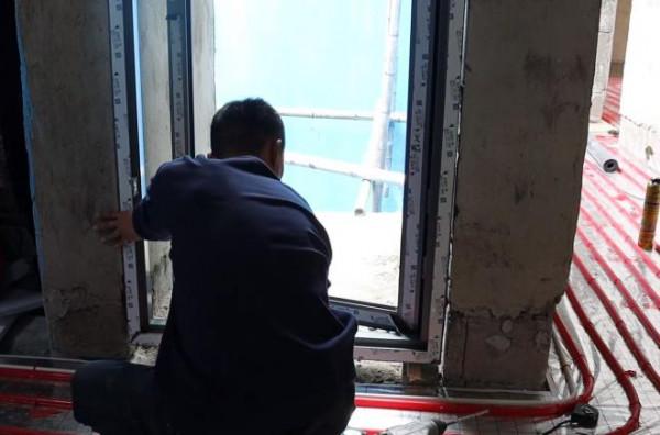 系統門窗正式安裝是什麼樣的？