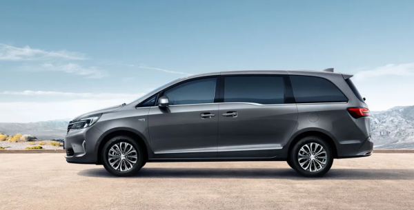 假期出遊最好是開MPV，家人舒服又安全，關鍵是很多車都不貴