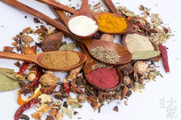 大雪,十一月節。大者,盛也。至此而雪盛矣 大雪,十一月節。大者,盛也。至此而雪盛矣