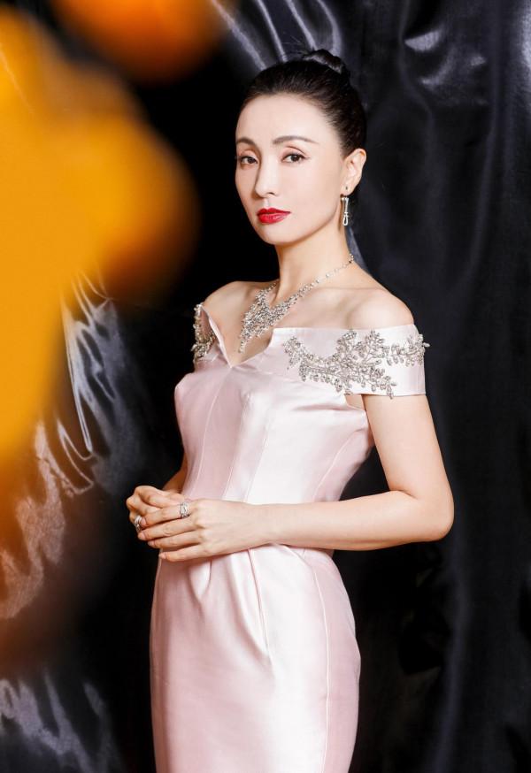 214號“女神”陶虹