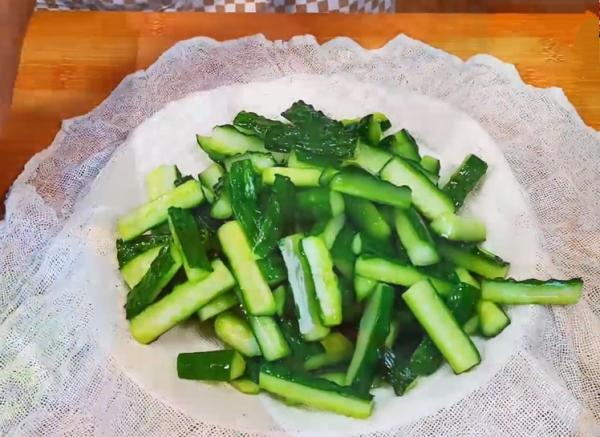 中秋後,到了吃醃菜的時節,教你醃“脆3樣”,脆嫩爽口半年不壞 中秋後,到了吃醃菜的時節,教你醃“脆3樣”,脆嫩爽口半年不壞