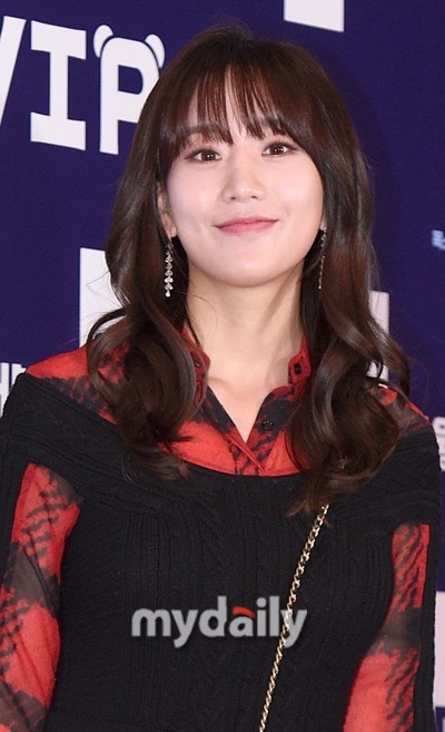 韓國女藝人樸信英交通肇事致人死亡被判罰款1500萬韓元 韓國女藝人樸信英交通肇事致人死亡被判罰款1500萬韓元