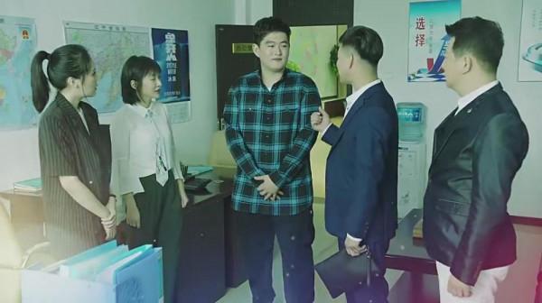 這5位喜劇二代，有的整容成網紅，有的百捧不紅，有的成頂流