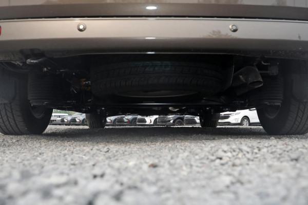 想買舒適寬敞的MPV，可以看看途睿歐，配空氣懸掛、雙側滑門