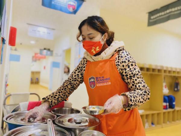 在柏林陽光幼兒園,食材須過五關斬六將 在柏林陽光幼兒園,食材須過五關斬六將