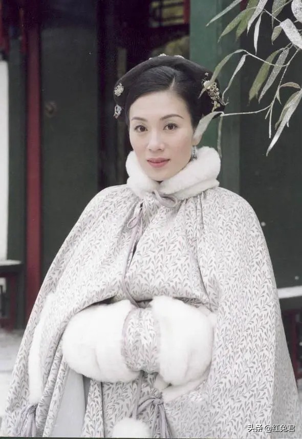 “最美程英”張可頤:繼承億萬家產,多段感情卻至今未婚 “最美程英”張可頤:繼承億萬家產,多段感情卻至今未婚