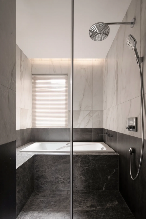 爾 間 | 180㎡南北通透+超長中島餐桌,淺色系現代輕奢 爾 間 | 180㎡南北通透+超長中島餐桌,淺色系現代輕奢