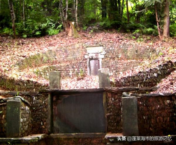 金秋十月探訪黃山名人墓