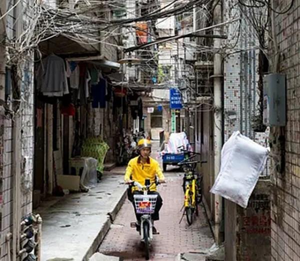 “深漂”最後的歸宿:白領花上千元租床位,城中村未來何去何從? “深漂”最後的歸宿:白領花上千元租床位,城中村未來何去何從?