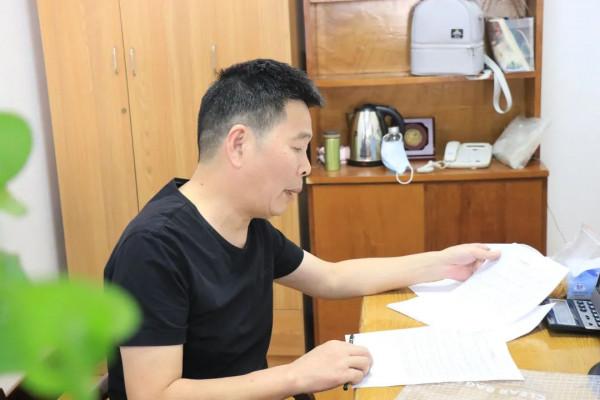 老師,放心!我沒認出你 老師,放心!我沒認出你