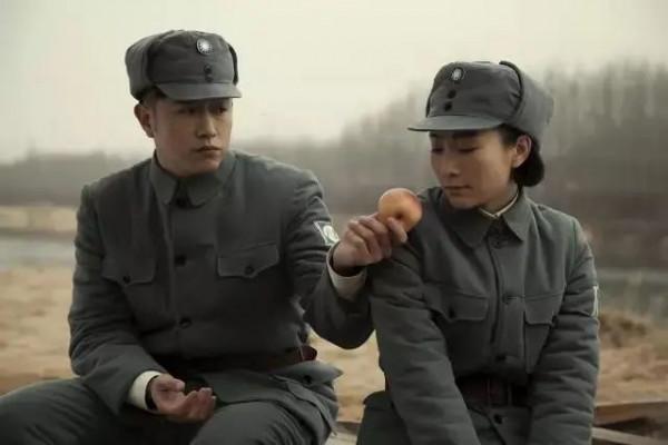 《鐵血軍歌》正在熱播！陳鍵鋒、陶昕然奏響抗日救國的動人旋律