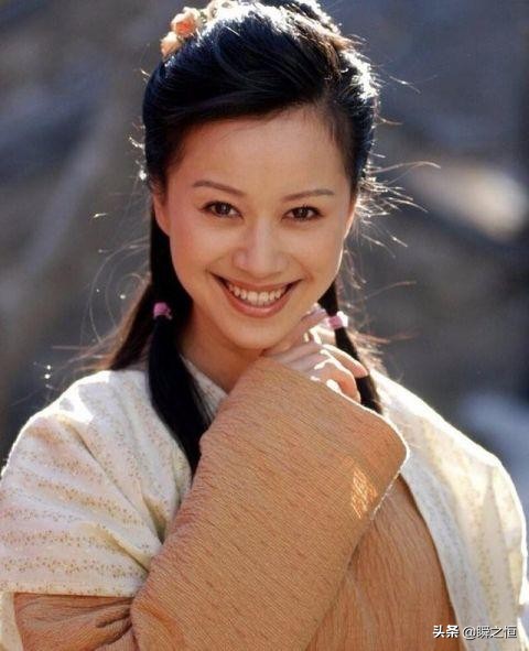 斕曦38歲給鞠婧禕當婆婆，倪虹潔43歲給劉濤當媽，不入丫頭教真颯