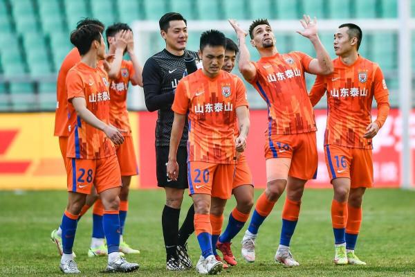 中超末輪將進行頒獎典禮:陳戌源出席,泰山現場領取火神杯 中超末輪將進行頒獎典禮:陳戌源出席,泰山現場領取火神杯