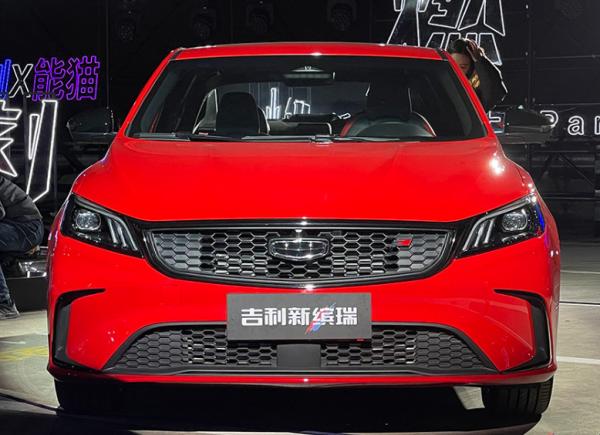 耐看經濟國產三廂家轎！入門即高配，油耗6.1L，還是自動擋