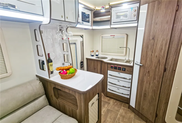 拓銳斯特諾亞方舟系列 海王星1號 豪華沙發彈性空間 開啟舒適新旅程