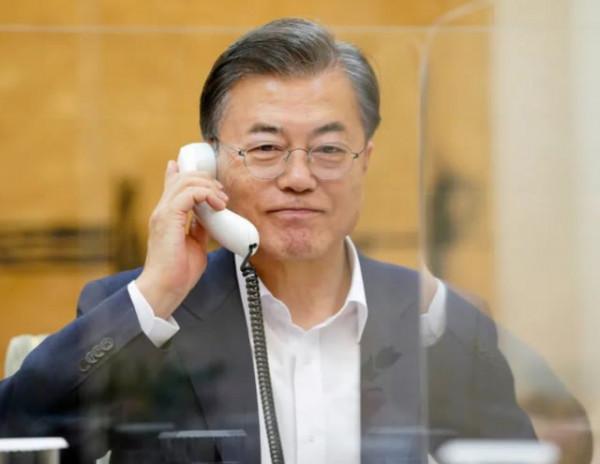 改變主意了?文在寅突然撥通影片電話,向中國鄰國釋放強烈訊號 改變主意了?文在寅突然撥通影片電話,向中國鄰國釋放強烈訊號