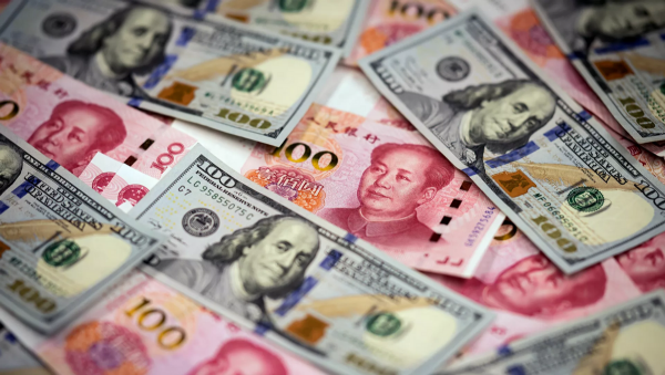 人民幣在東盟“十佔其六”，完全打敗美元需要一個“經濟軟體”