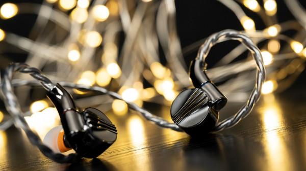 不到4000元就可以享受頂級音質,飛傲FD7純鈹振膜耳機評測 不到4000元就可以享受頂級音質,飛傲FD7純鈹振膜耳機評測