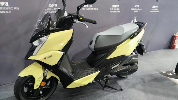 豪爵水冷150踏板摩托車uhr150和光陽RKS三陽巡弋本田pcx160怎麼選 豪爵水冷150踏板摩托車uhr150和光陽RKS三陽巡弋本田pcx160怎麼選