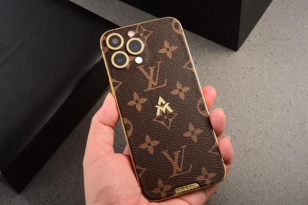 窮人才追求iPhone 13 Pro Max，真正的有錢人都在用這四款手機