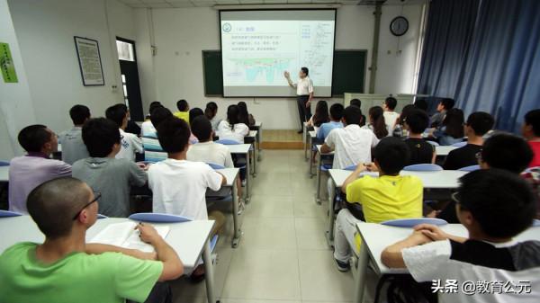 大學新生競選班委，班長、學委、團支書該選哪個？哪個含金量高？