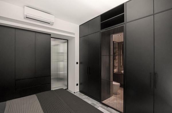 30歲一人獨居73㎡，全屋黑白灰裝出高階感，兩點一線的生活很充實