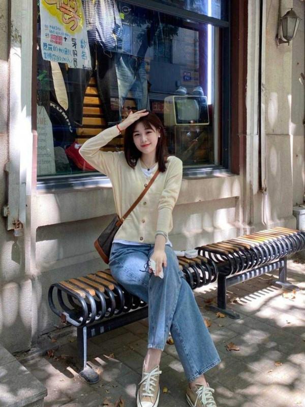 秋天褲子不用買太多，這幾款就夠了，顯高還修身，高階洋氣又減齡