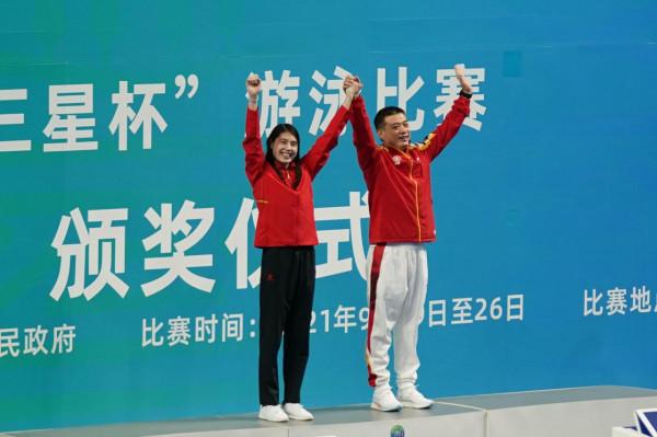 江蘇運動員張雨霏勇奪十四運女子100米蝶泳金牌