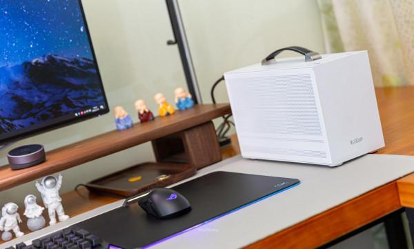 裝臺可以拎著走的ITX&mdash;&mdash;超頻三 蜂鳥1 i100C PRO 白色裝機分享