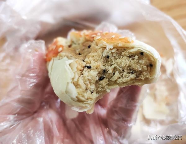 這種皮薄餡大,不甜不膩,好吃不貴的綠豆餅都藏在小衚衕裡 這種皮薄餡大,不甜不膩,好吃不貴的綠豆餅都藏在小衚衕裡