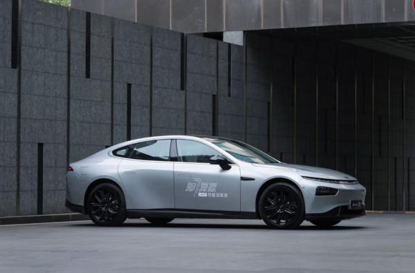 國產純電動汽車續航排行榜前十名，其中三款續航突破1000公里