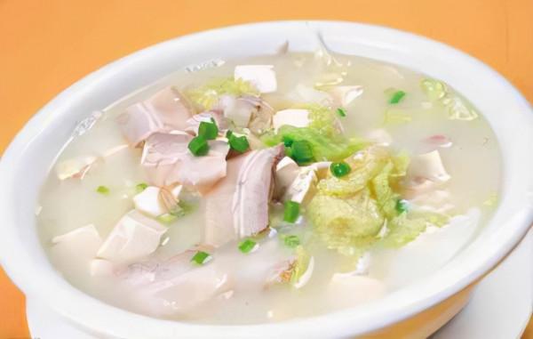 天氣越來越冷 多吃這幾種暖身燉菜,不僅好吃還很下飯 天氣越來越冷 多吃這幾種暖身燉菜,不僅好吃還很下飯