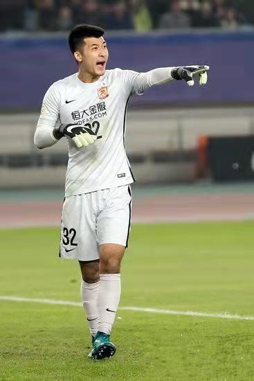 食之無味，棄之可惜，過往皆為浮雲，盤點可有可無的五大國足老將