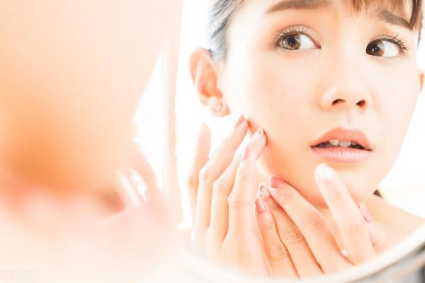 秋冬季，如何拯救乾燥的面板