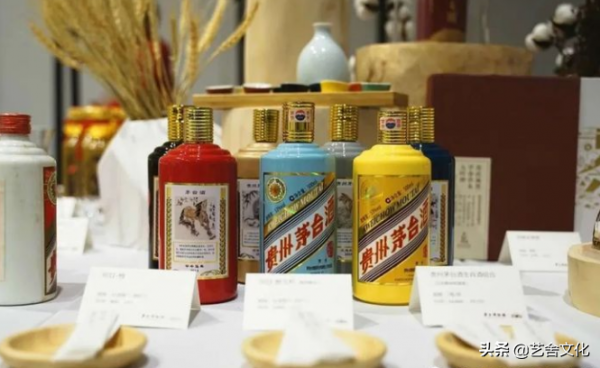 茅臺酒的顏色，你知道多少秘密？