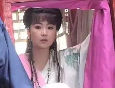 當年劇組沒錢打首飾，女演員滿頭鐵線鋼圈，卻打造出一批古裝女神