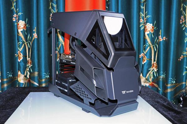 華碩 B660 重炮手 WiFi 登場，這算是半開放式主機嗎？