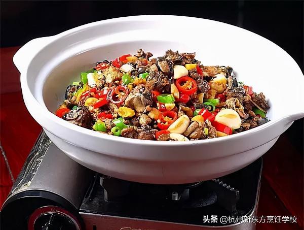 八道冬季保溫菜品製作,味道濃厚,十分下飯 八道冬季保溫菜品製作,味道濃厚,十分下飯